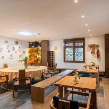 Jingdezhenlepingshilijuyunshe