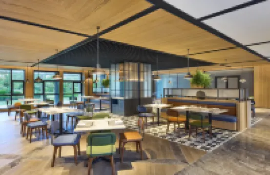 포 포인츠 바이 쉐라톤 쿤밍 창수이 공항