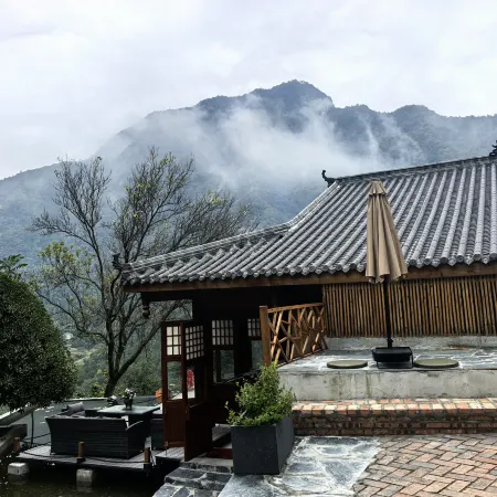 Pingwu Xulan Yunjian Homestay