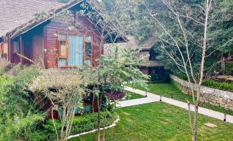 Terraces&Forest Wooden Hotel