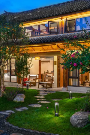 Qingwafang National Style Courtyard-Style Hotel (Erhai Lake Longkan Wharf)