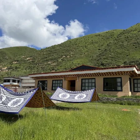 Yanglong Mountain Residence Homestay