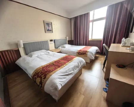 Pingyu Yijia Business Hotel Hotels in Pingyu