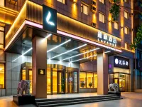 Lavande Hotel (Huludao Suizhong) - parking