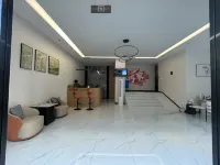 ファーイー セレクト ホテル 巧家（昭通市巧家県大沙壩体育公園） - ペット同伴可