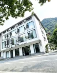 Wu and Mountain House - pemandangan pegunungan