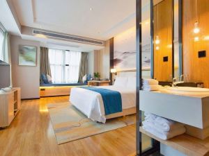 Bojia Hotel (Chongqing Daping Longhu Paradise Walk Shiyou Road)