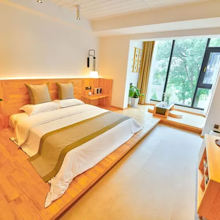 Yueyang Huajian Fengqi Homestay (Dongting Lake Chinese Giant Panda Garden)