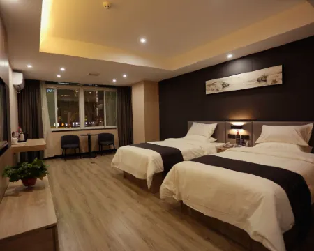 Shankee Hotel (Suning Sushui Road) فنادق في سونينغ
