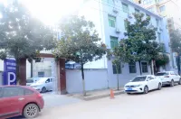 Huixian Huating Theme Hotel - С парковкой
