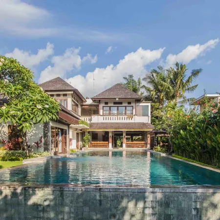 Djabu Canggu Beach Villa Отели рядом с достопримечательностью «Пляж Чангу»