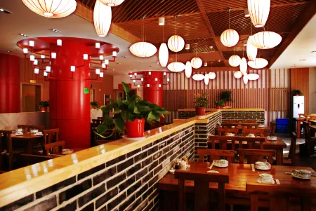 GreenTree Inn ShanDong WeiFang LinQu ZhanQian Road LuChuan Business Hotel Отели в г. Линцюй