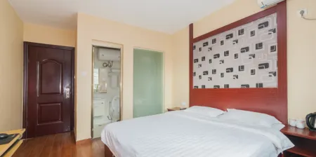 Luoyuan Laiyuan Apartment Отели в г. Лоян