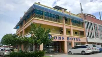 One Hotel Lintas Jaya Hotels near M-Cubed Bar