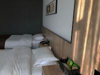 潍坊格莱德艺术酒店 - 雅致双床房