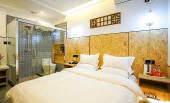 Wutong Art Homestay