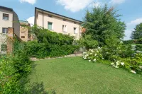 Juliet House Các khách sạn gần Juliet's House