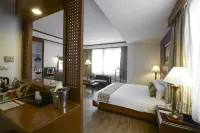 Centara Life Hotel Mae Sot Hotels in 