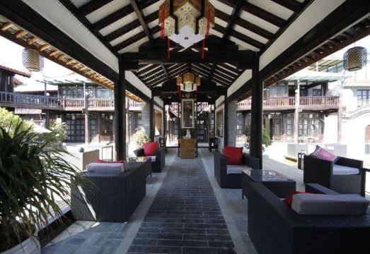 丽江后湾假日美宿客栈 Hotel Overview