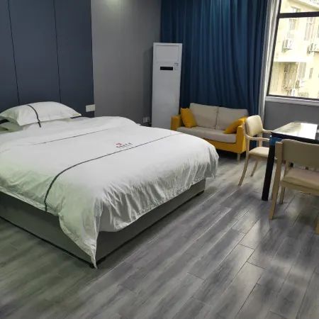 Pengze Jufuju Отели в г. Пэнцзе