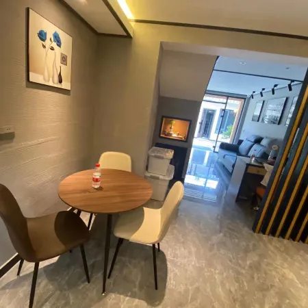 Hongcun Mijing Lane · Designer Art Guesthouse (Village Center Yuezhao Branch)