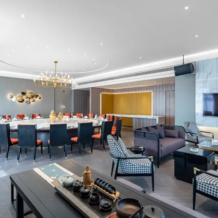 New Joyful Hotel
