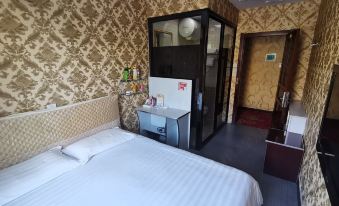 Shangzhi Haotai Fashion Hotel
