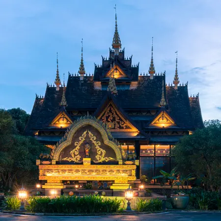 Xishuangbanna Menghai Cloudside Mountain Villa