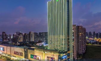 Zhangsu Cinema Hotel (Binjiang Tianjie)