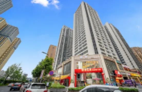 โรงแรมโฮมอินน์เพบเบิล (สถานีรถไฟใต้ดินหมินเล่อ พลาซ่า ชือฮ่าว เฉิงตู) โรงแรมในเฉิงตู