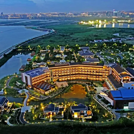 HUALUXE Hotels and Resorts SUZHOU BAY HOT SPRING RESORT BY IHG