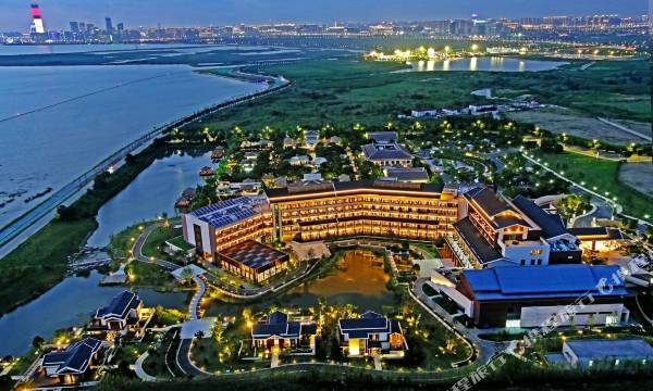 Hualuxe Hotels and Resorts Suzhou BAY HOT Spring Resort BY IHG