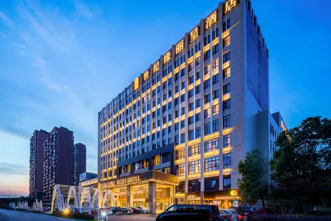 SHI JI Yuan International Hotel