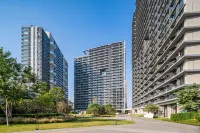 Langyi Exhibition Apartment (Shenzhen International Convention and Exhibition Center Waterfront) Отели рядом с достопримечательностью «Хуа Чжэн Сити»