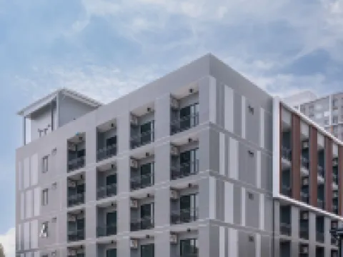 Aqua residences Hotels near Khlong Bang Luang Floating Market