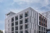 Aqua residences