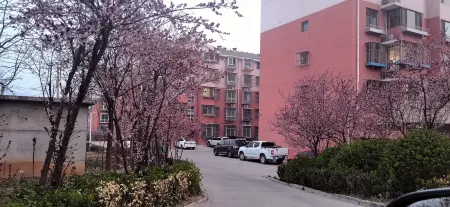 Guanyi Apartment (Beijing Huiqishan Meiting Branch) Отели рядом с достопримечательностью «Gushan Village»