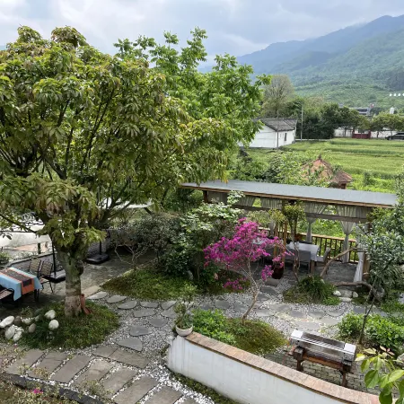Mengli Hostel (Mianzhu Qianbaidu)