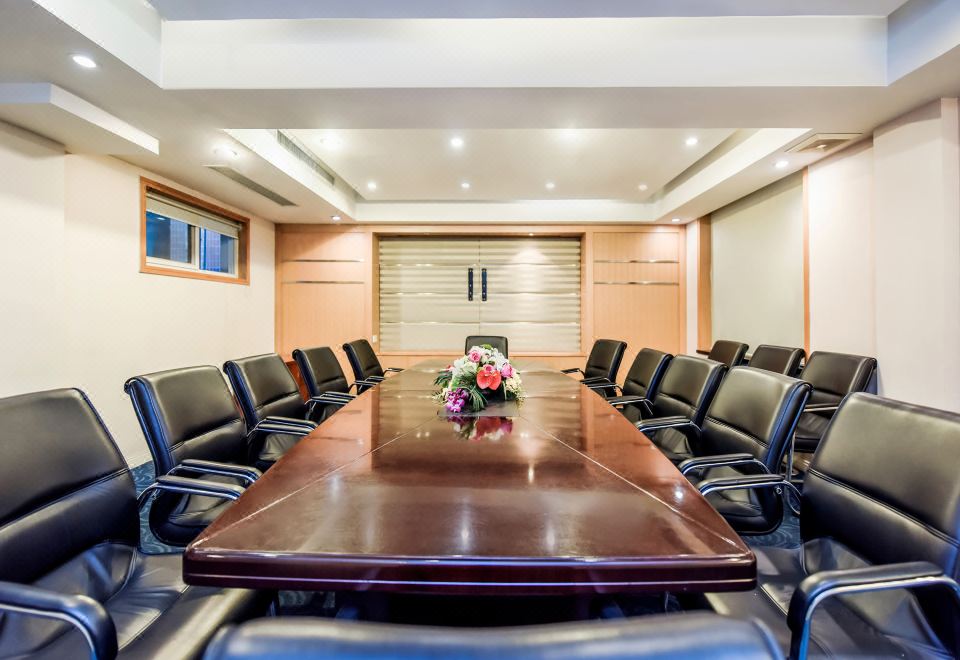 홀리데이 인 융강 로비