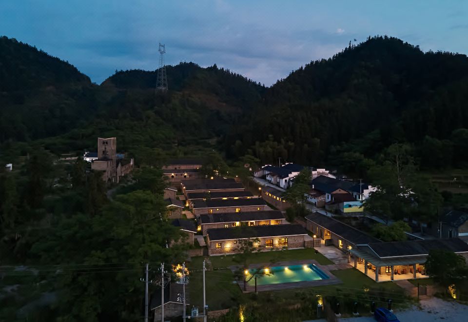 Cipo Wuyuan Holiday Home