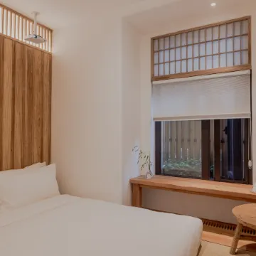 Han Tang inn