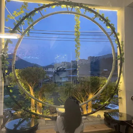 Fengxin Courtyard Desperate Farm Отели рядом с достопримечательностью «Jiuxian Junlan Water Park»