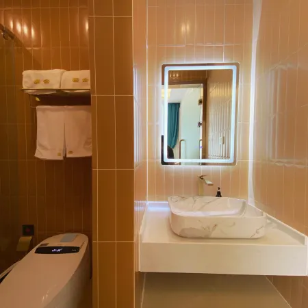 Gongshe Hotel Отели рядом с достопримечательностью «Протестантская церковь»