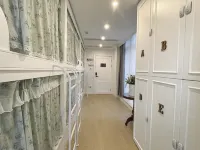 Hangzhou JZ Youth Hostel (Longhu Binjiang Paradise Walk Jiangling Road Metro Station Branch) Hotel berhampiran Jalan Jiangling