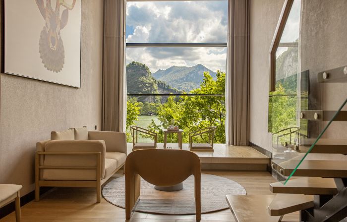 Sika Deer Manor Hotel