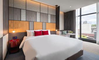 Ramada Plaza by Wyndham Bangkok Sukhumvit 48