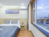 Zhanqiao Qinglan Hotel (Qingdao Railway Station Catholic Church Branch)