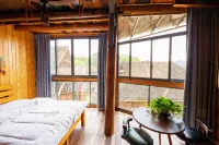 Yumiao Homestay (Rongshui Shuanglonggou Scenic Area) - balcony