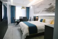 Yishang Theme Hotel Hotels near Linli Railway Station