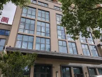 Apartment in the Garden Hotels near Zhejiang Automotive Vocational and Technical College